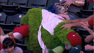 Phanatic gets hit with foul ball