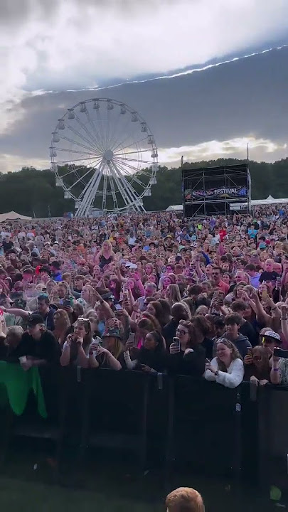 This was truly a moment for me 24/7 has just hit over 60 million streams on @spotify. love you guys