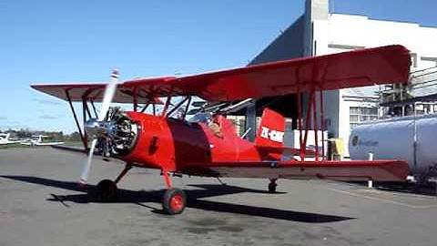 ZK CAT "Ag Cat" 600hp Radial engine startup, video by Justin Sollitt