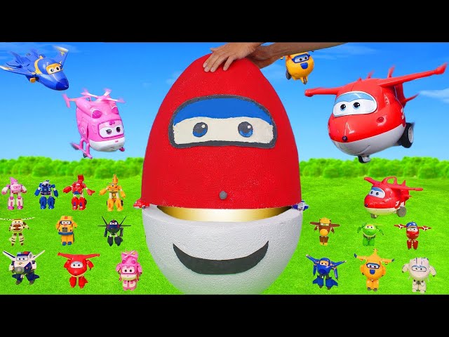 Different Super Wings Airplanes class=