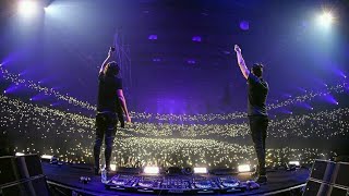 Dimitri Vegas And Like Mike ( Lights Up Lights Down - Crowd Control )