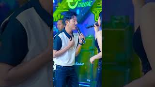 Laila Ayu Ft Reza Aditama dasi Dan Gincu  Divarina 