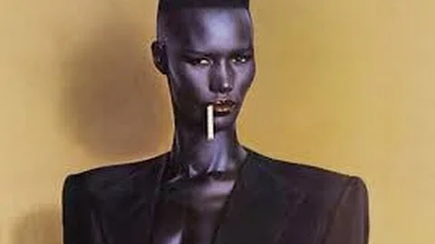 Grace Jones - Pull Up to the Bumper (1981) Island Records