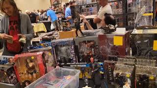 Toy Paradise: Toy Hunting At Ala Moana Toy and Comic Expo, Target, Bestbuy, and 808 Collectibles