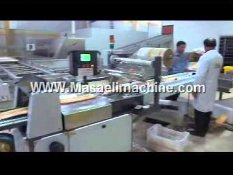 Automatic high speed pillow packing machine - YouTube