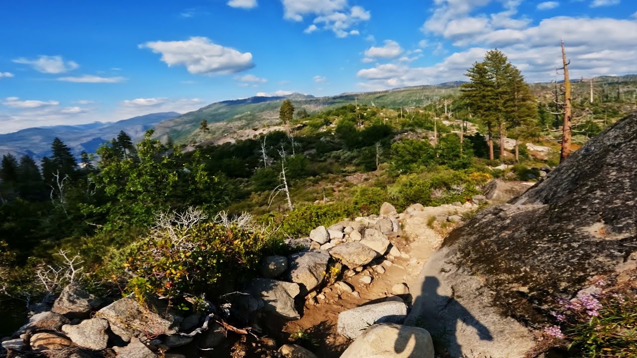 Highlight: Yosemite Lookout Point Trail (Yosemite National Park, California)