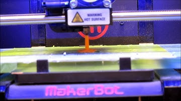3d printing time lapse (Makerbot)