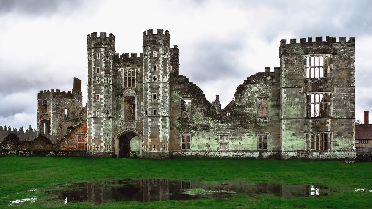 Cowdray Ruins, Midhurst, & My Favorite Pub