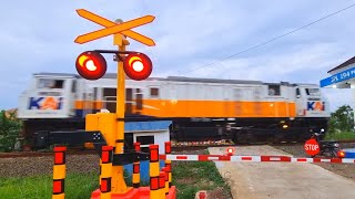 Perlintasan Kereta Api Baru BET Lintas | Hunting Sore Hari