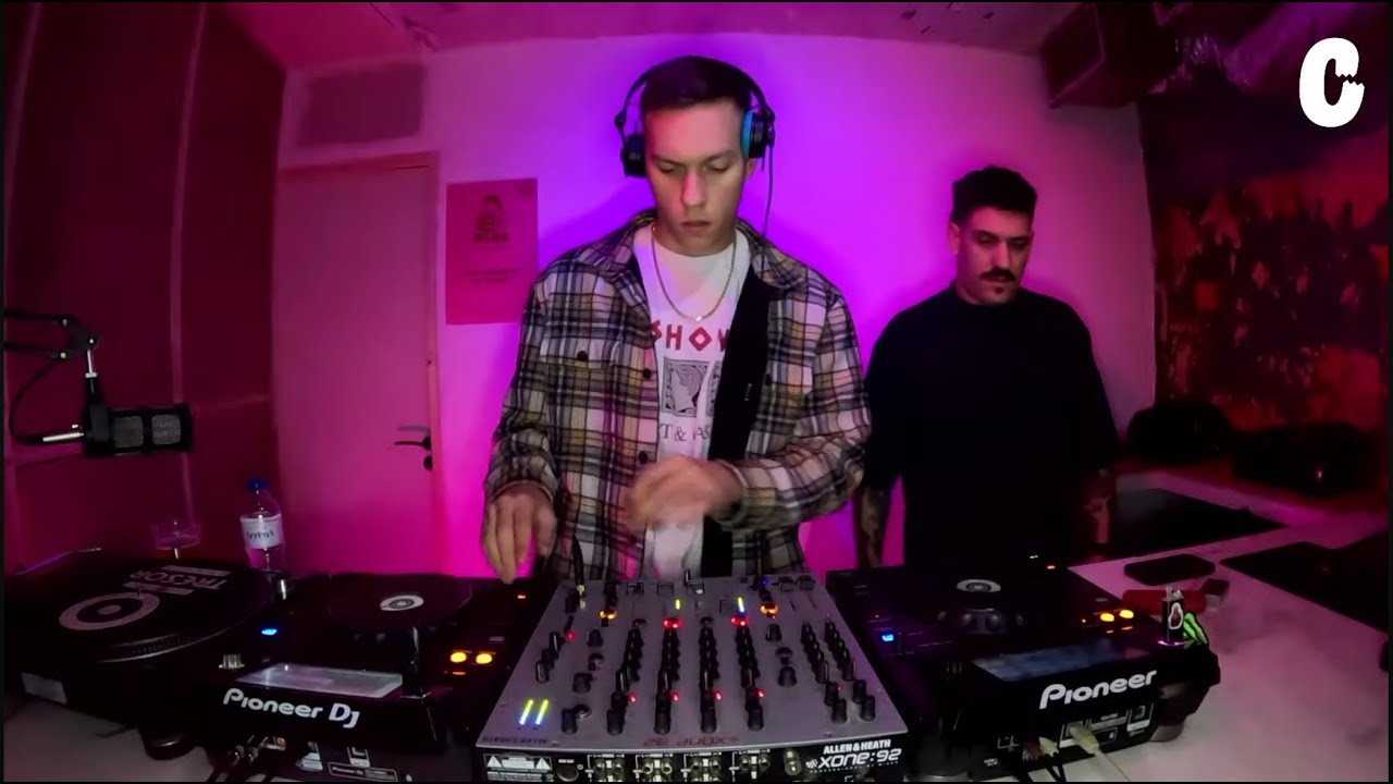 MAMA Radio w/ NIK•J+ 