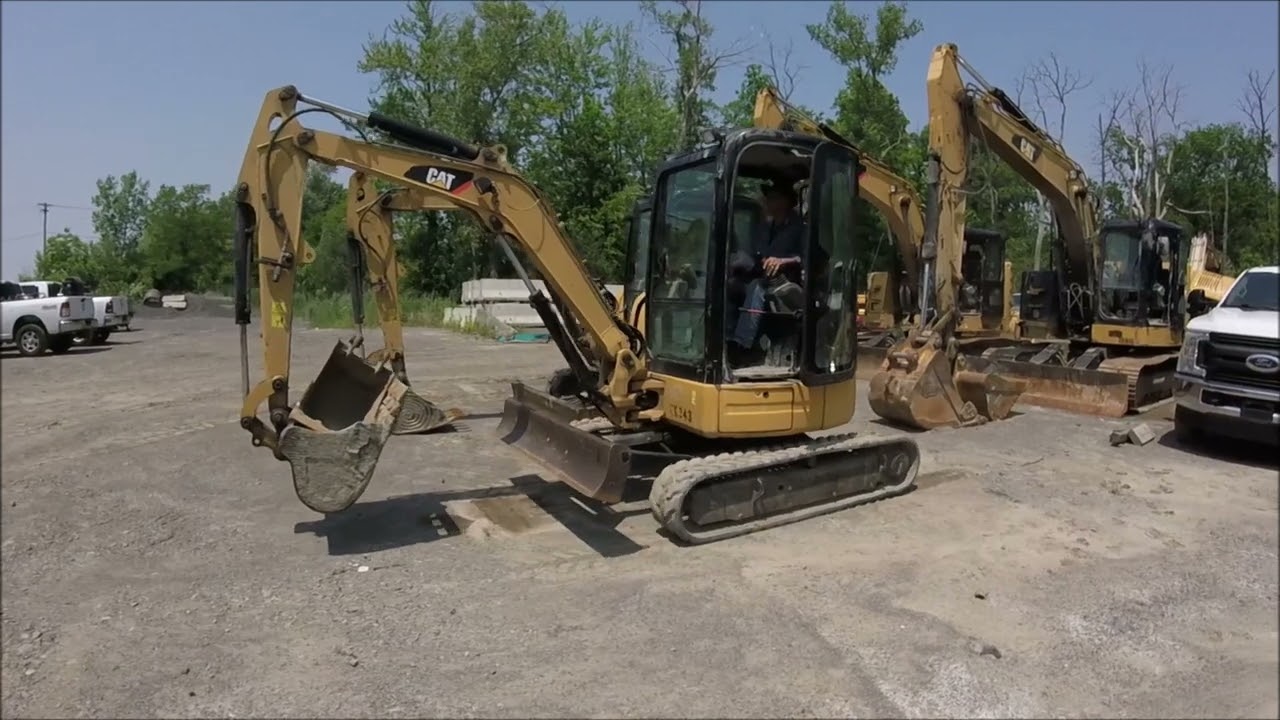 GovDeals: 2014 Caterpillar 303.5E Compact Hydraulic Excavato