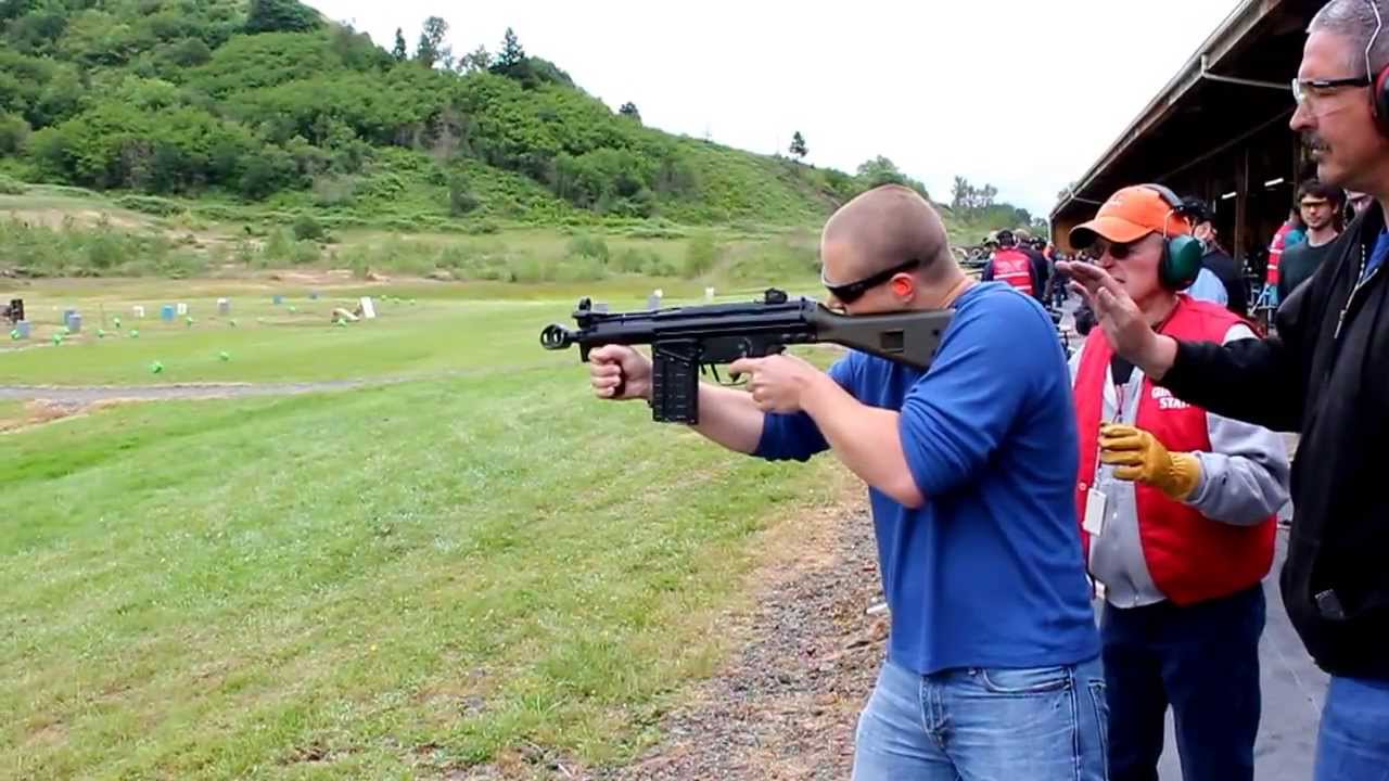 H&K 51 (short barrel g3a3) - YouTube