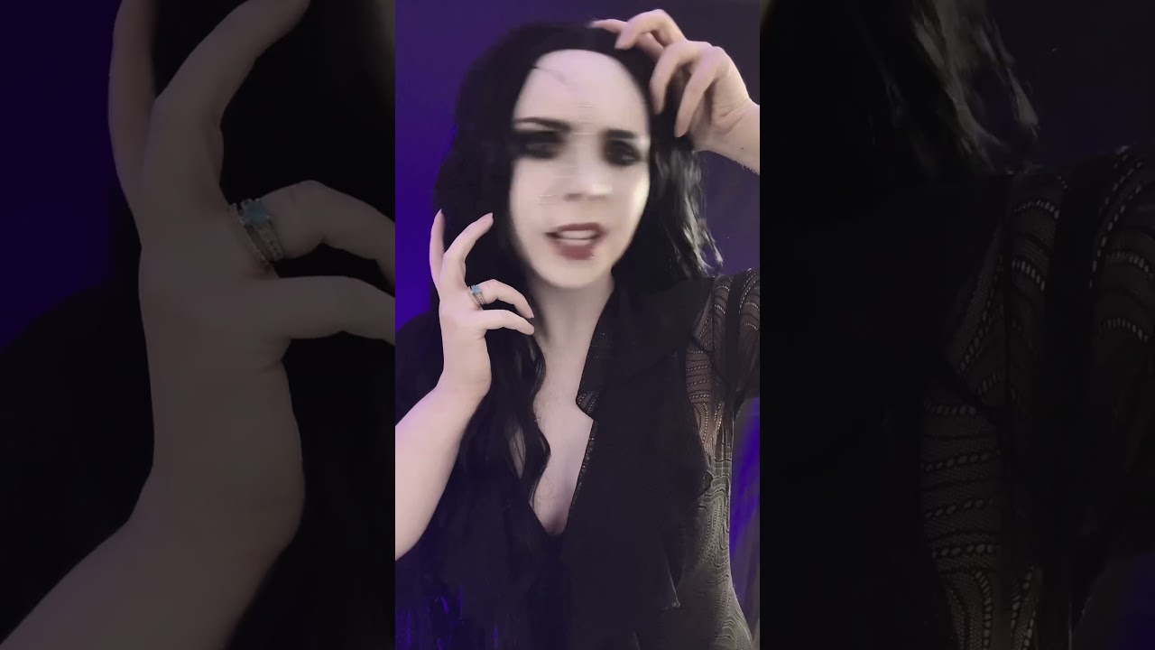 NEW SPOOKY COSPLAY 👀👀 #cosplay #meme #horror #beetlejuicebeetlejuice #makeup #halloweenmakeuplook