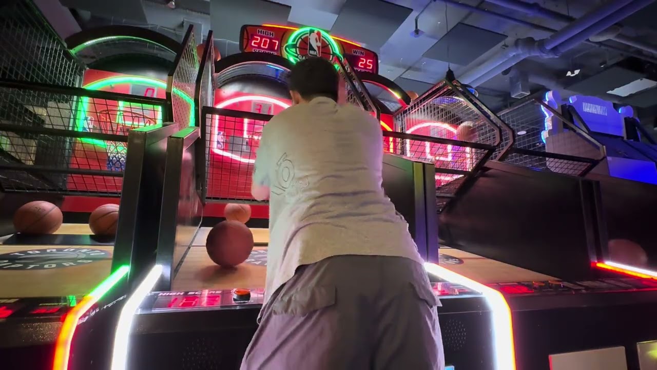 【補打都差不多🤔】加拿大 The Rec Room Brentwood NBA 籃球機 65 秒 6 球 183 分