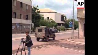 YUGOSLAVIA: KOSOVO: PRISTINA: CIVILIANS IN SHOOTOUT -  UPDATE