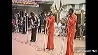 Maman na fuki orchestra veve sing by Fukiau Pepito