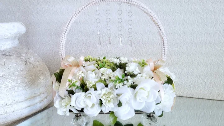 HOW TO MAKE A DOLLAR TREE CHANDELIER GARDEN CENTERPIECE |  GARDEN WEDDING DECOR | INEXPENSIVE DIY