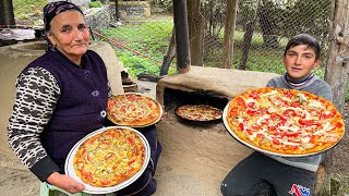 Sevgiyle Yapılan Pizza Dağların Arasında Uzak Bir Köyde Yaşam