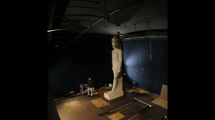 Raising the Colossi - Cleopatra Exhibit at MPM