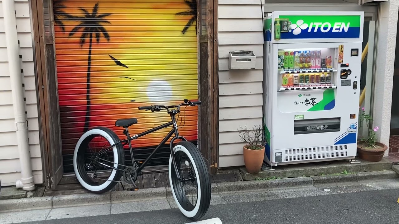 Bronx 26インチ 4.0 マットブラック/ホワイトウォールタイヤ 【貴重な1