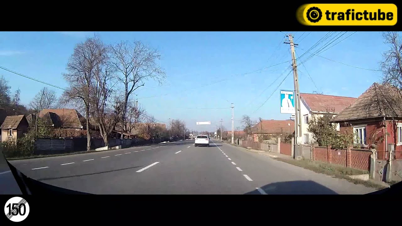 Pe drumuri fara si cu ... acostament consolidat - YouTube