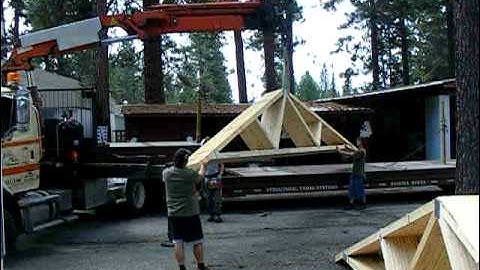 2009 07 28 Trusses Unloaded