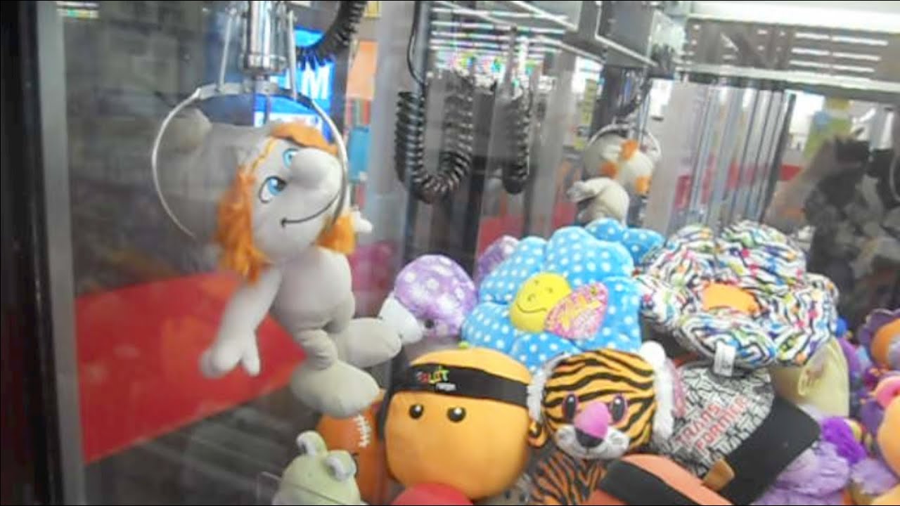 6 Wins From One Claw Machine! 4 Smurfs + 2 Generics! video editing software free