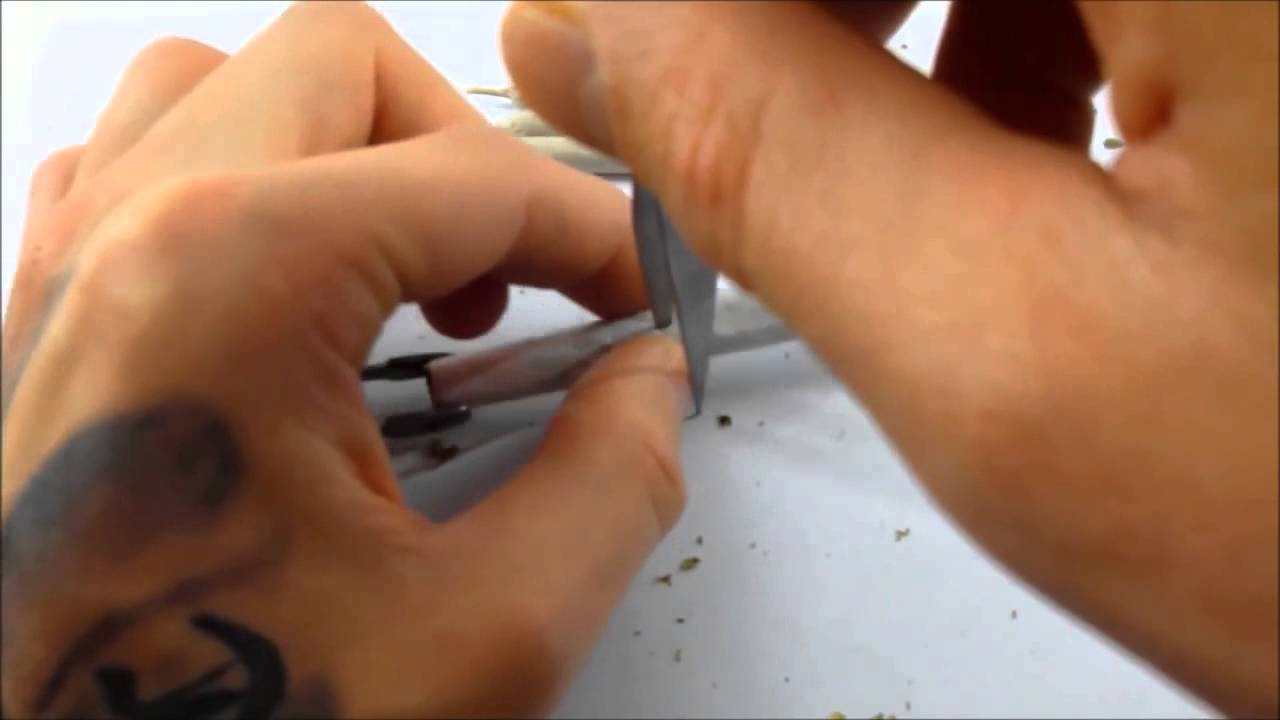 How to roll a scorpion joint tutorial  720p