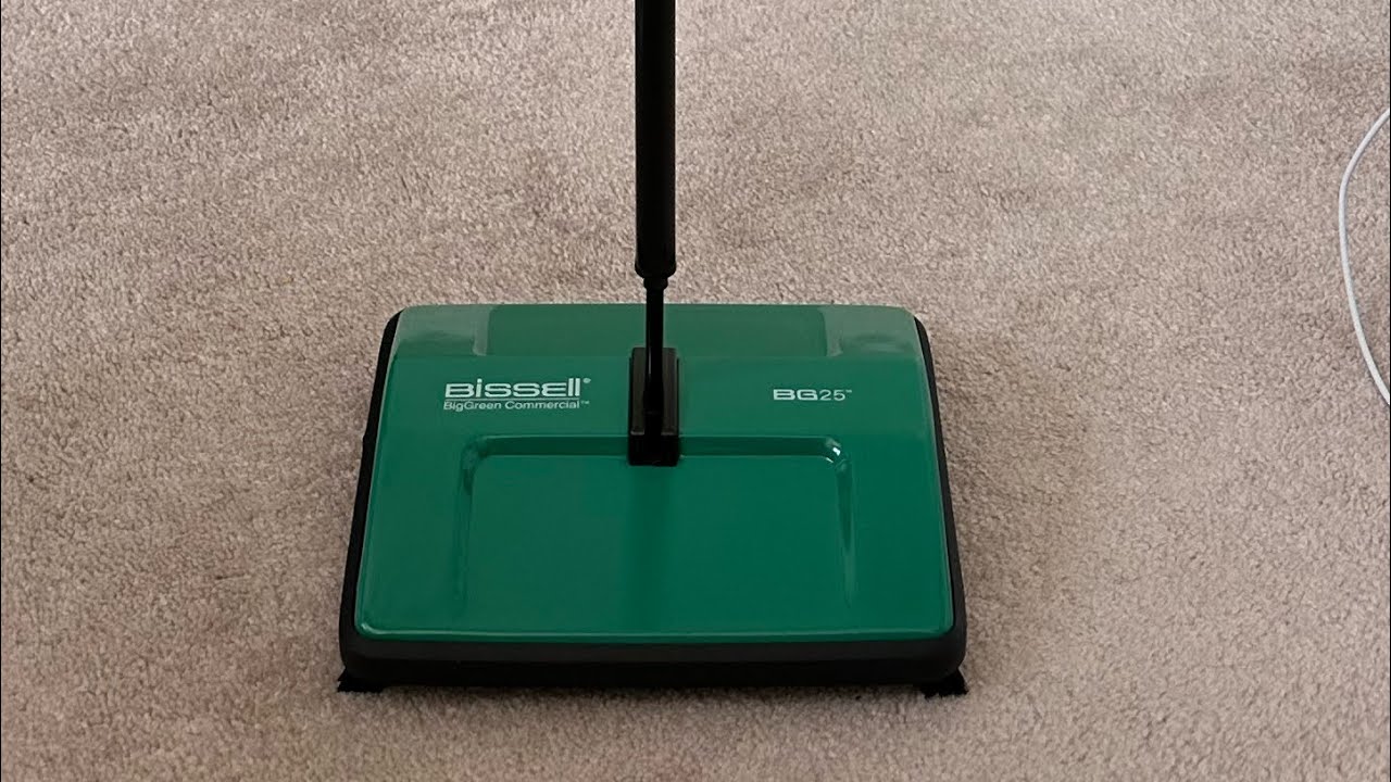 My bissell BG25 commercial carpet sweeper - YouTube