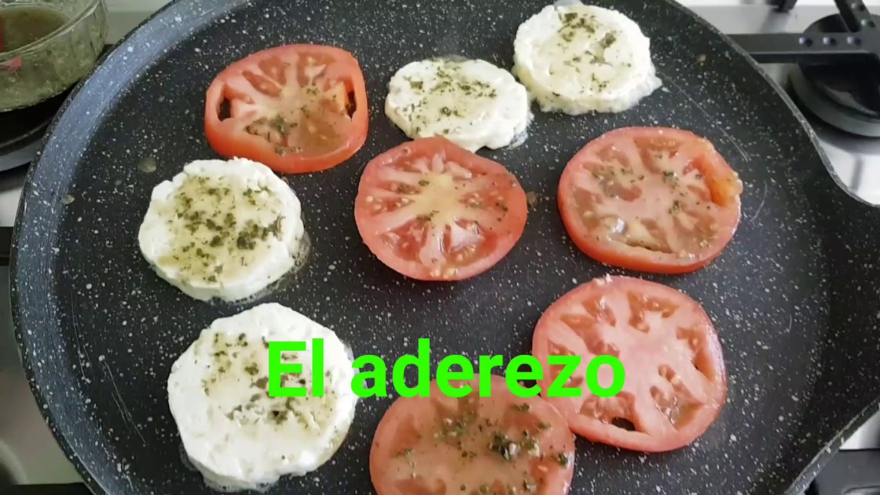 Panela con jitomate asados