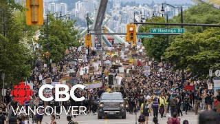 Large crowd gathers for Juneteenth Freedom March through downtown Vancouver