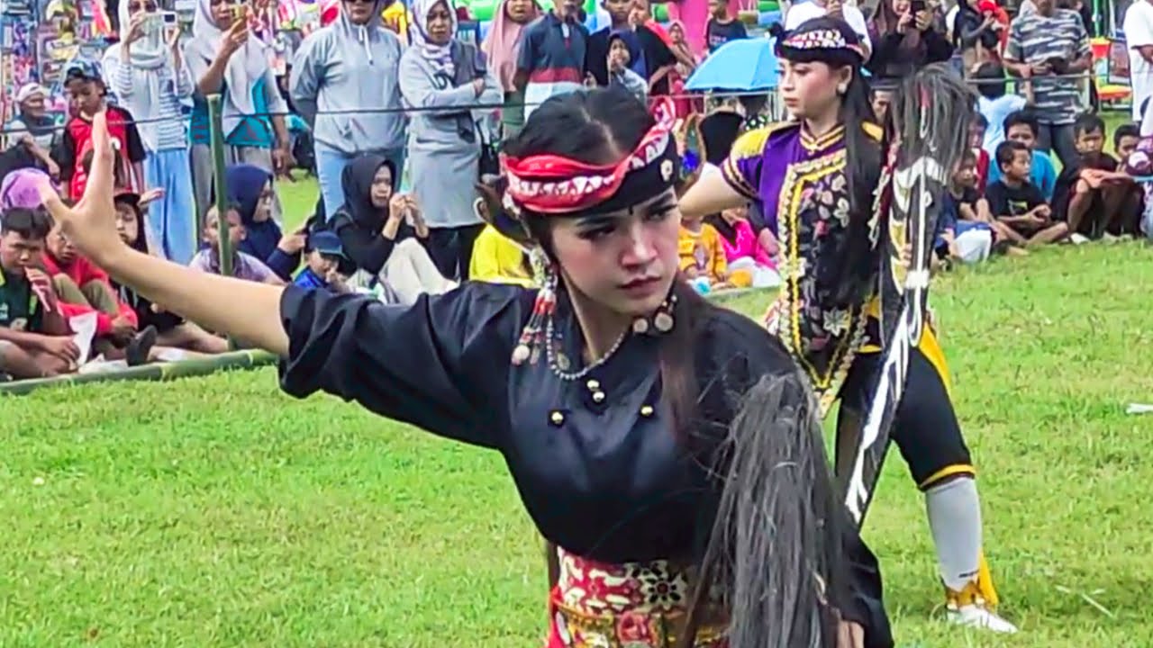 TARI BENDRONGAN ⭐ EBEG BRIGATA PUTRA MAGIJA 📍 LAPANGAN PESANTREN TAMBAK