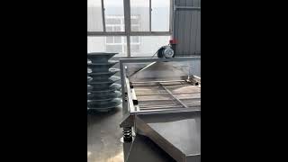 Air-cooled linear vibrating screen