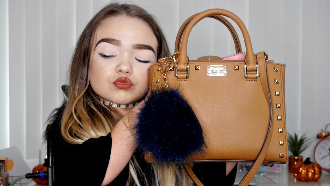 WHATS IN MY BAG AUTUMN 2017 | MICHAEL KORS | MakeupJunkieG