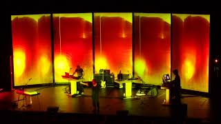 Pink Section & Nose Grows Some - Thom Yorke, 4-jun-2018, Carré Amsterdam