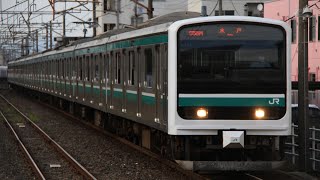 【交流版の⑨！！】JR東日本E501系K701編成が勝田駅2番線に普通列車水戸行きとして入線するシーン