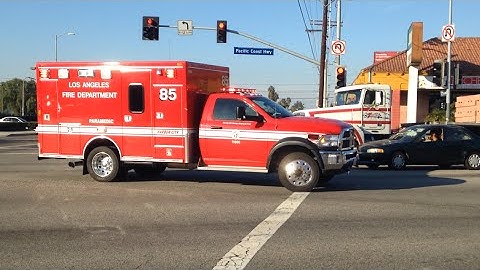 LAFD RA 85 responding