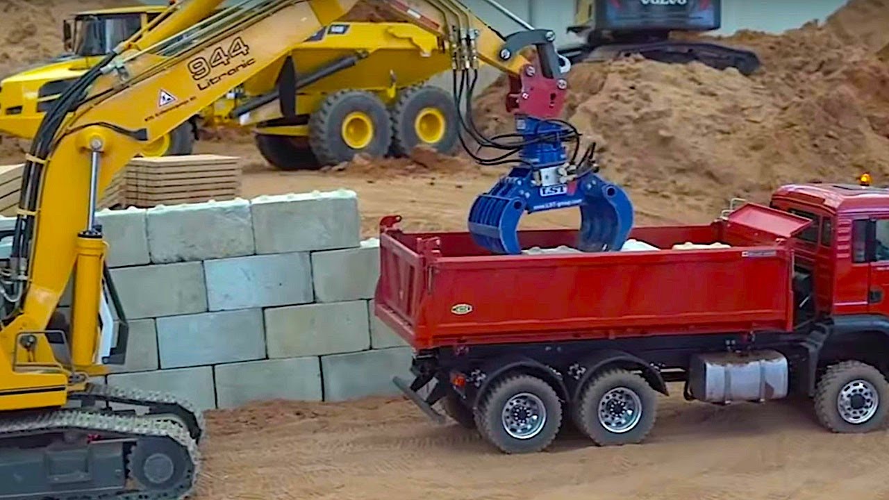 BEST OF AWESOME RC TRUCK ACTION I RC Caterpillar Oldtimer I ScaleART YouTube