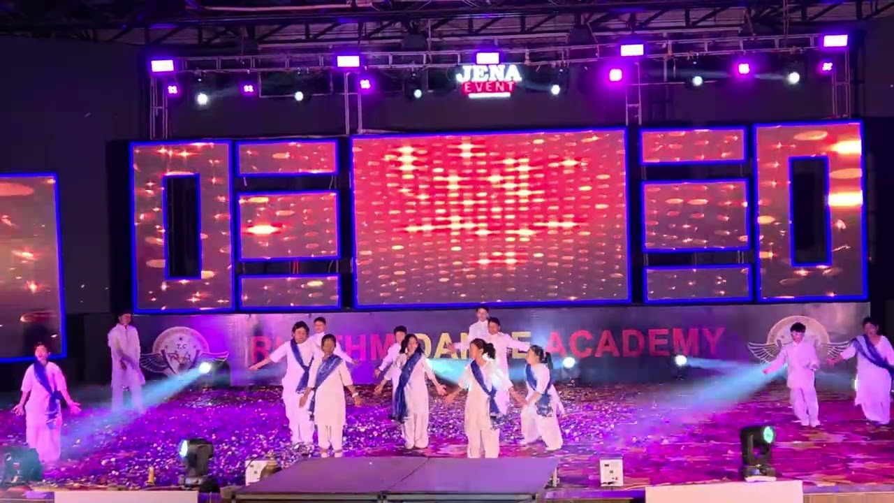 This Dance dedicated to all the mom's in world. Made all audience cry