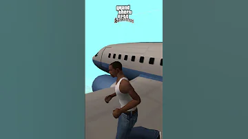 ماذا سيحدث لو حاولت الوقوف فوق طائرة في السماء في ألعاب GTA 