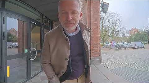 An intuitive, interactive screen. Introducing the AXIS I8307-VE Network Video Intercom