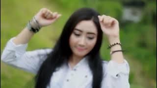 Inez Tinensia - Om Telolet Om ( M/V) Bozze House Mix