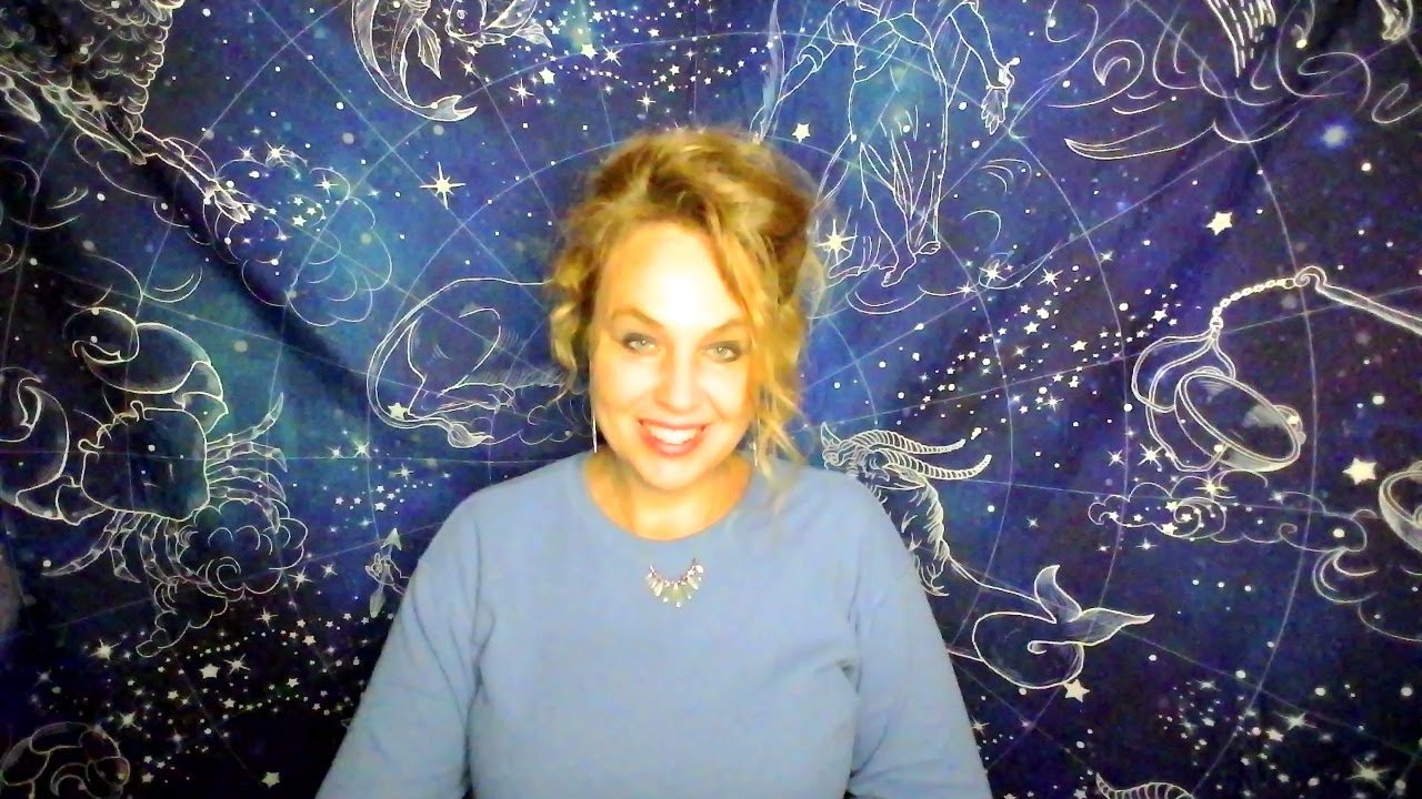 Любовное таро: Он ЗНАЛ, что слова, сказанные им в тот день, будут теми, о которых он будет жалеть...