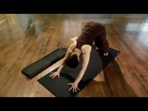 Yoga Foundations with Hillary Rubin: Trailer