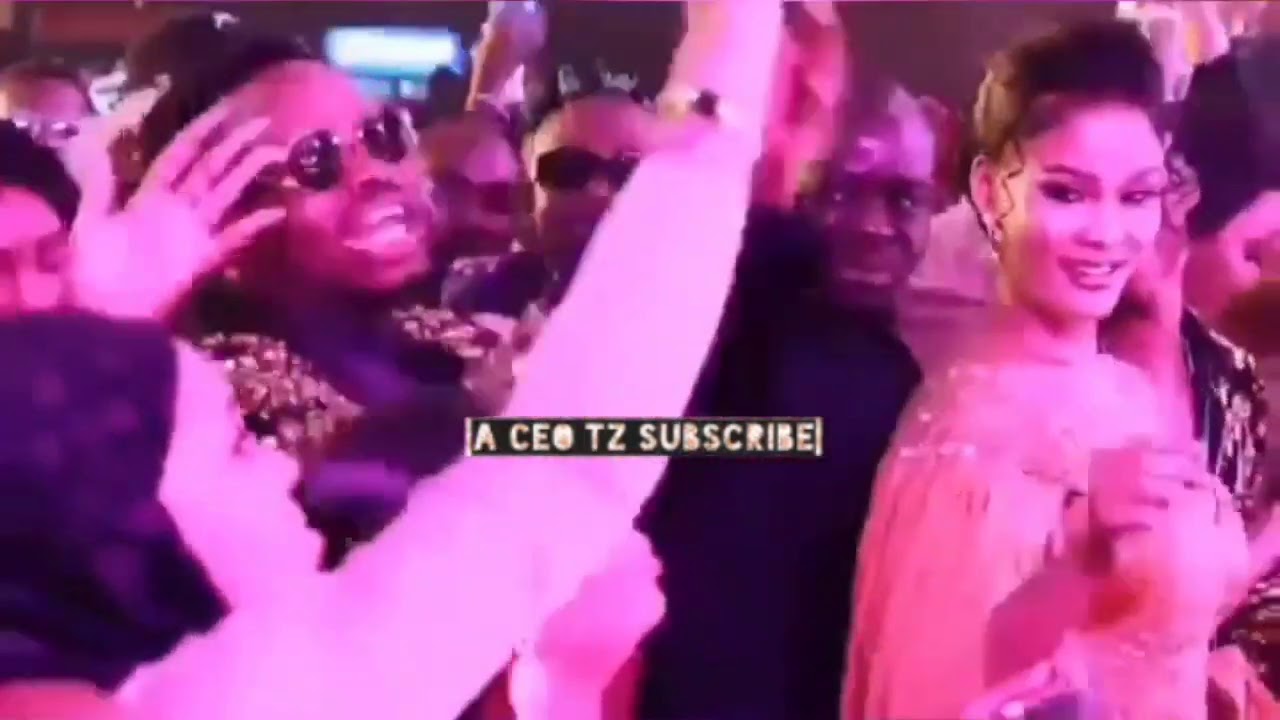 DIAMOND APAGAWA NA UNO LA HAMISA MOBETO/WABAMBIANA LIVE MBELE YA ZUCHU ...