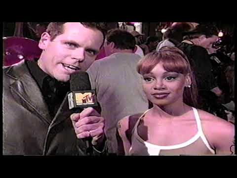 John Norris interviews Lisa (Left Eye Lopez from TLC) 1997 VMA's