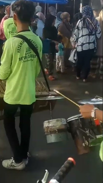 kesenian angklung khas tasikmalaya