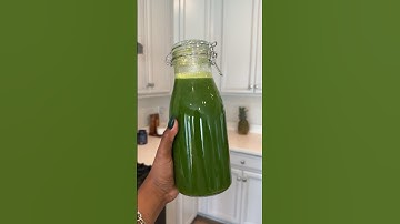 Gut friendly green juice: cucumber, apple, spinach, celery! #freshjuice #juicerecipe