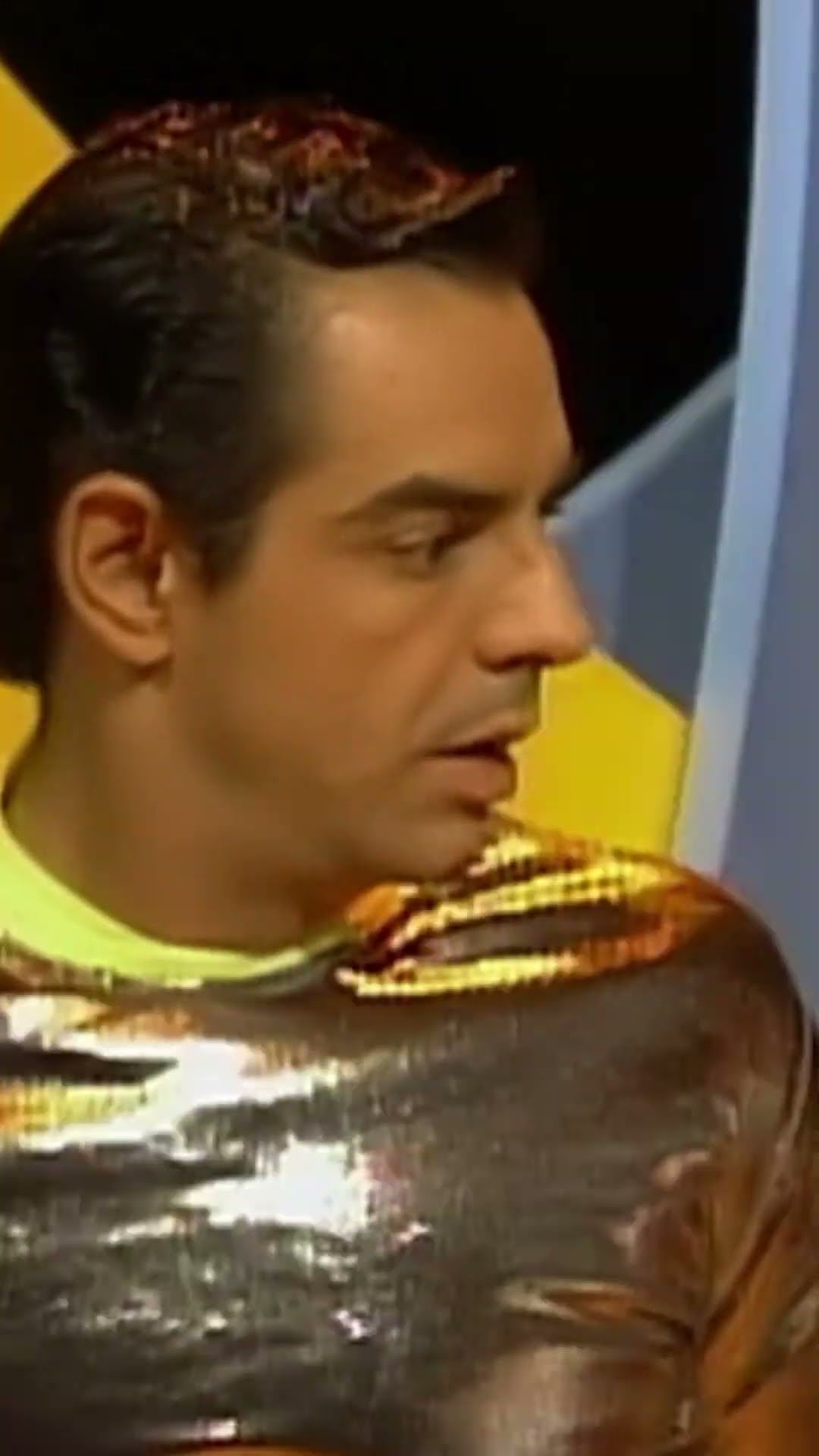 El juvenil ??  Grupo Musical ? Mono Tono ?  #DerbezEnCuando #humor #comedia