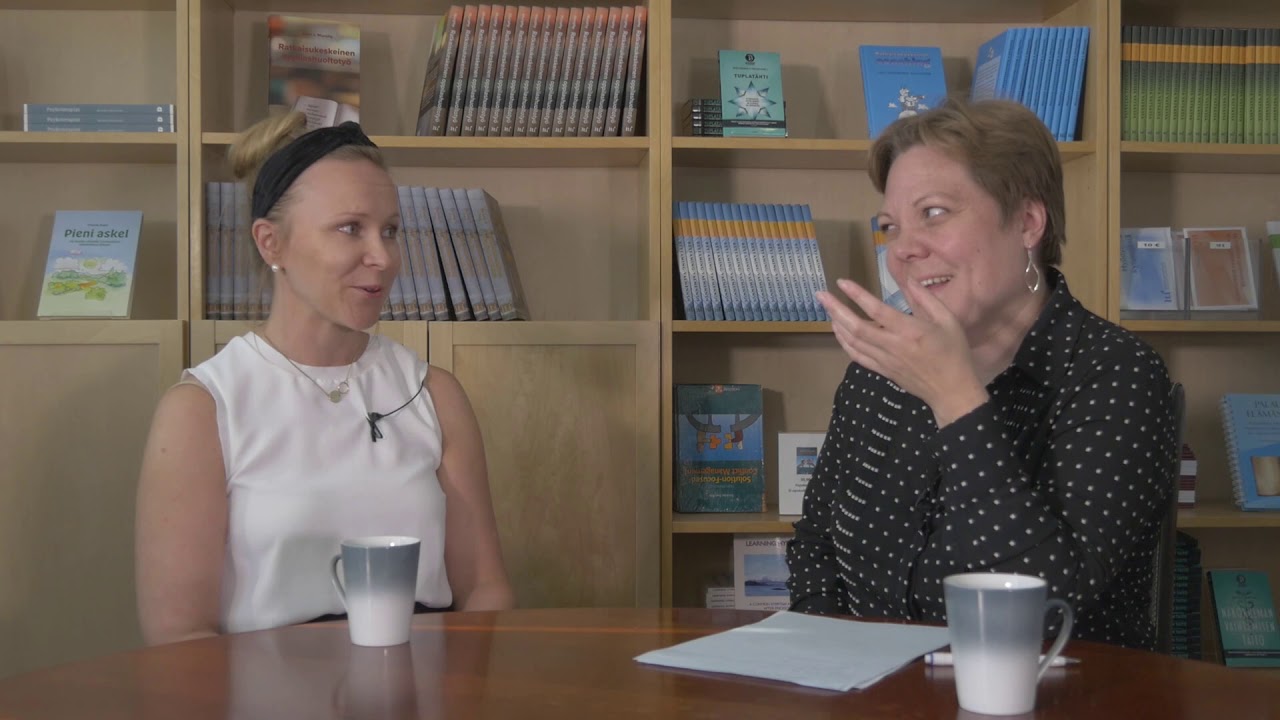 Lyhytterpiainstituutti TV: Kolmen talon malli koulussa